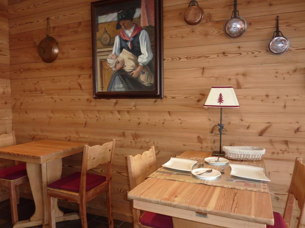 Hotel Mont.Lac シャンペクス エクステリア 写真